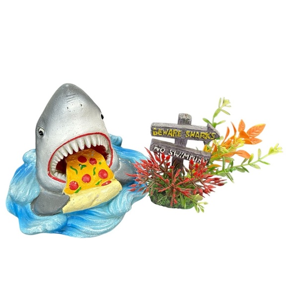 Fish Tank Ornaments Shark Eating Pizza and Sign/Shrubs Beware Shark No Swimming - Picture 1 of 11